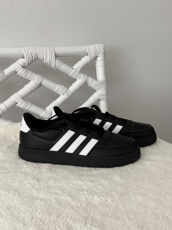 adidas Other - Adidas Breaknet 2.0 K Kids Sneakers Black White 5.5 US New NWOB